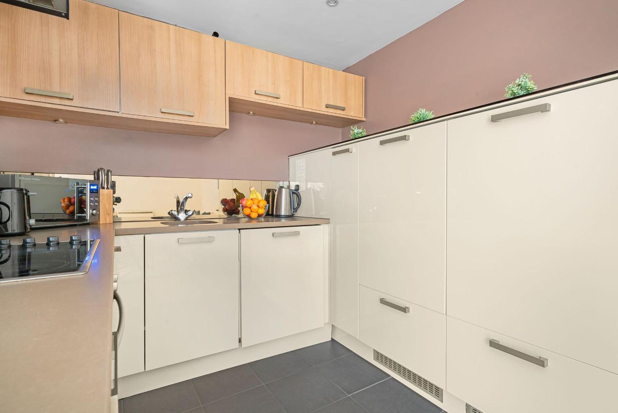 King'S Cross - 2Br With Terrace - Cityapartmentstay Londýn Exteriér fotografie
