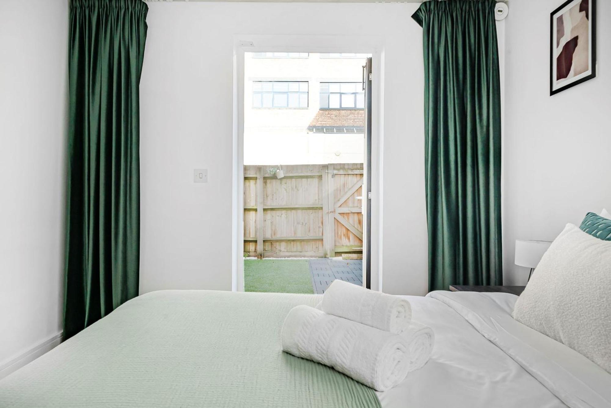 King'S Cross - 2Br With Terrace - Cityapartmentstay Londýn Exteriér fotografie