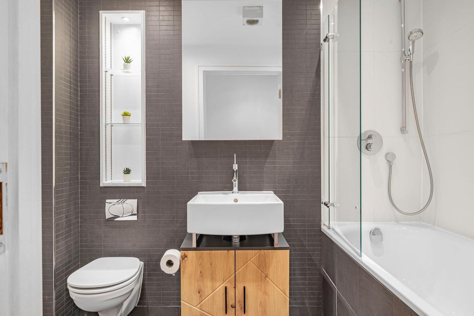 King'S Cross - 2Br With Terrace - Cityapartmentstay Londýn Exteriér fotografie